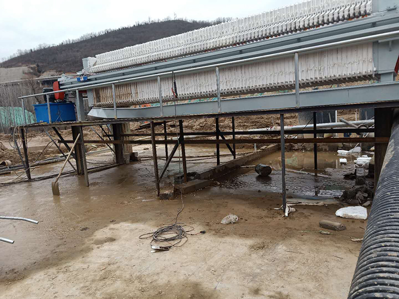 三门峡洗砂场(图1) 三门峡洗砂场(图1)