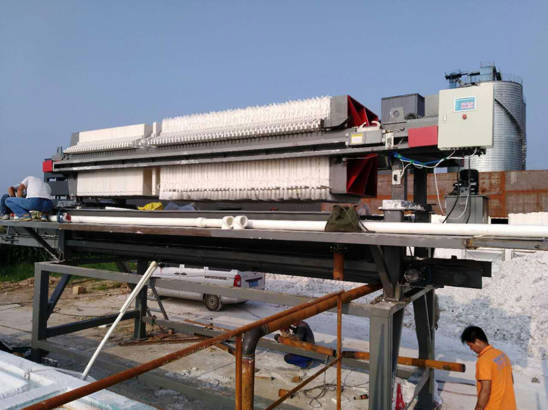 碳素厂污水现场(图1)